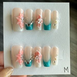Handmade Floral Accent Press-On Nails in Teal & Coral